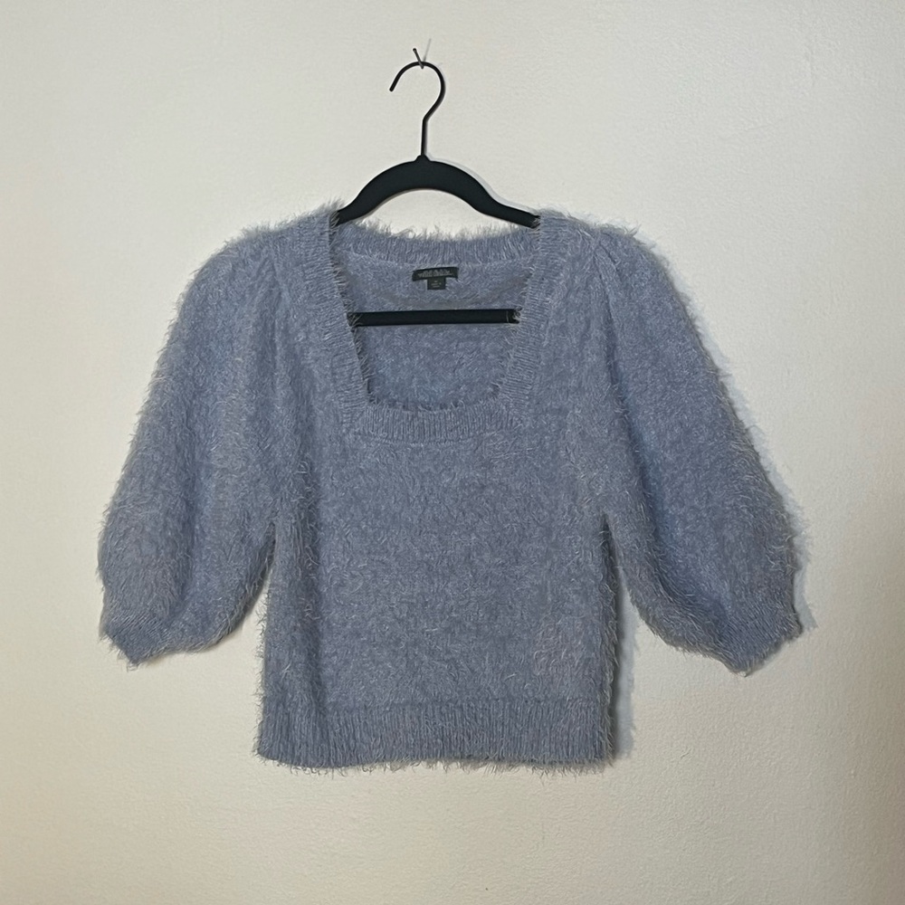 Light blue 3/4 length sleeve cropped sweater